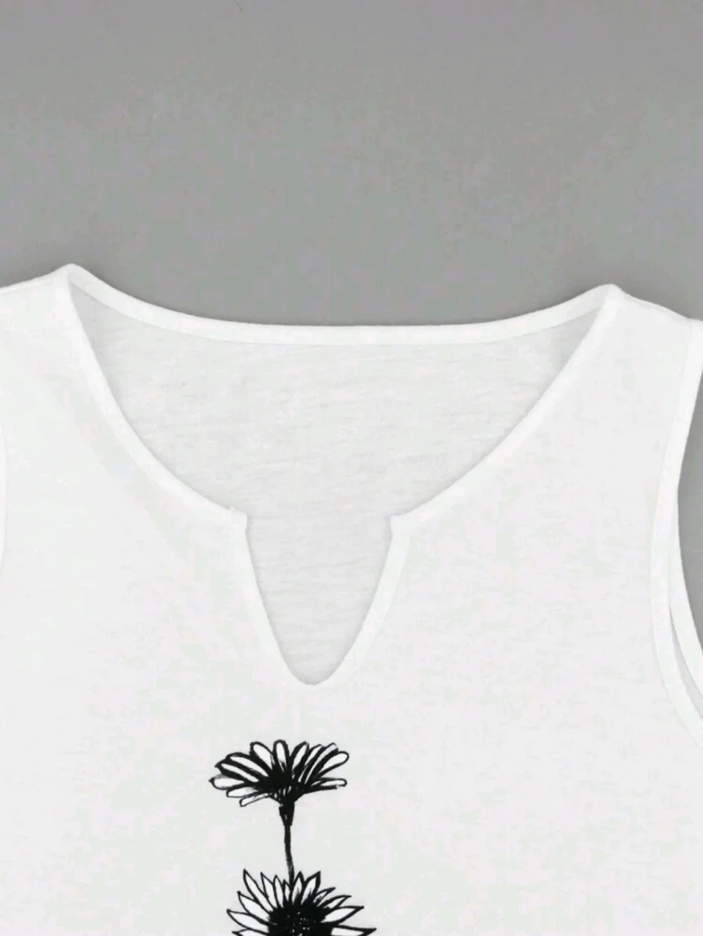 Women’s White Floral Notch Tank Top